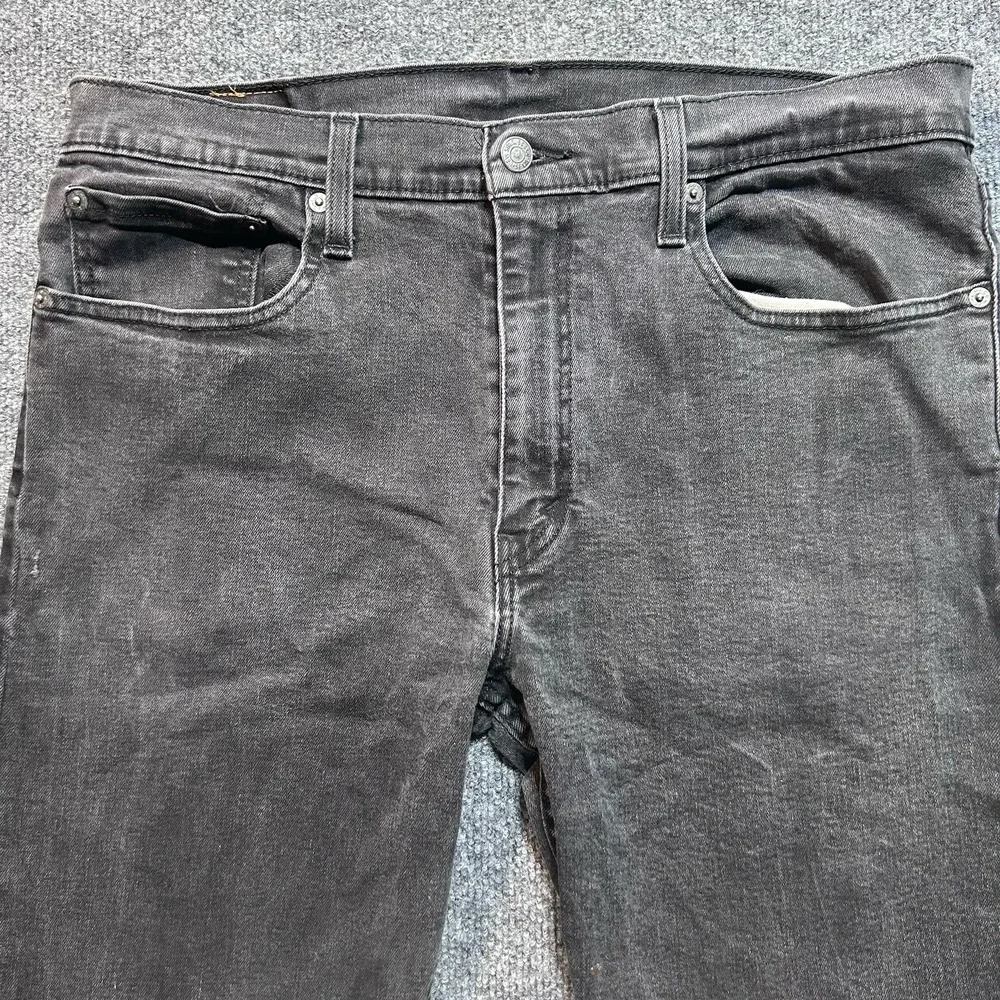Levi's 502 Men's Regular Tapered Fit Dark Wash Black Jeans (Size: 36 x 34)